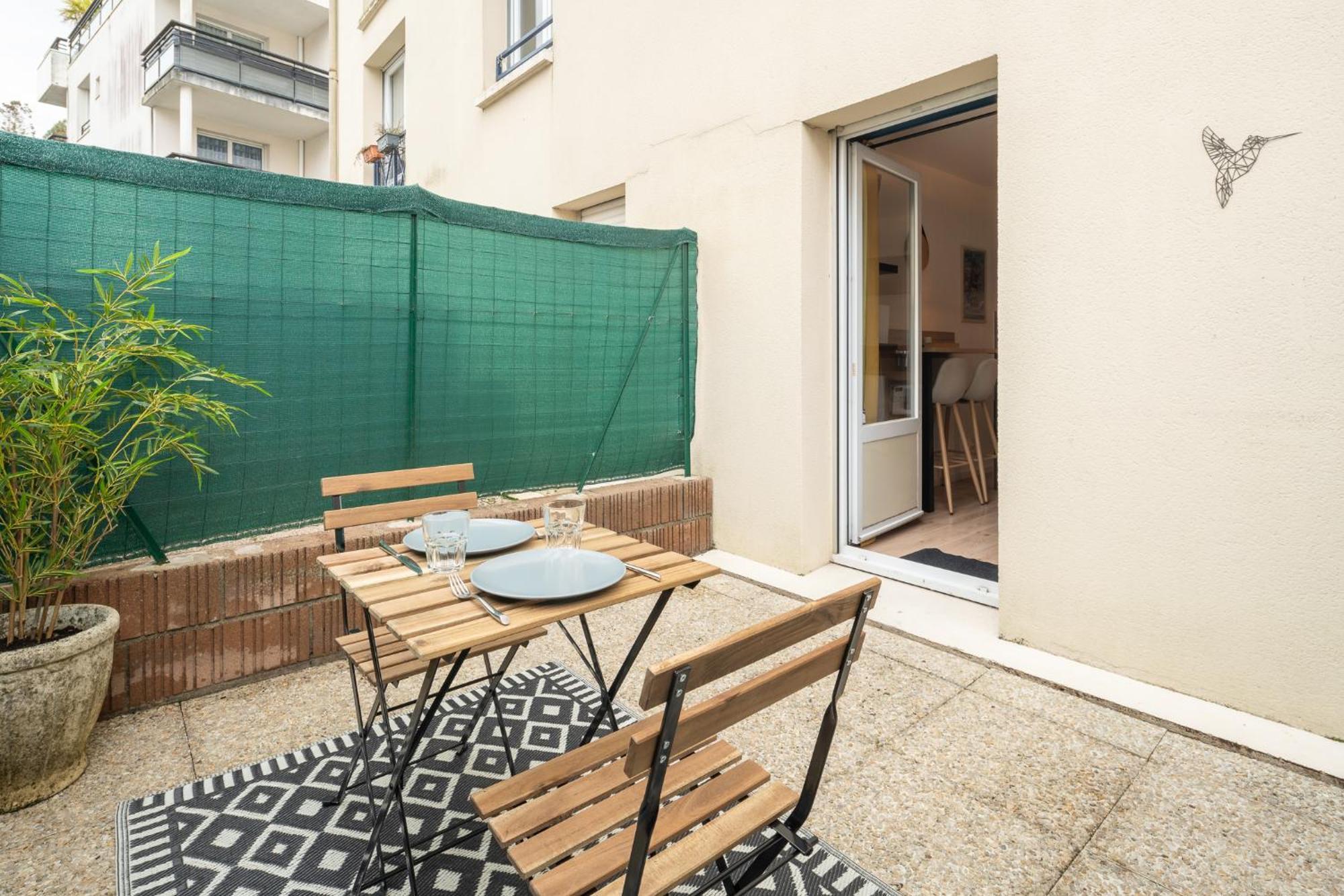 Studio Centre-Ville Avec Terrasse Et Parking Securise Gratuit نانت المظهر الخارجي الصورة